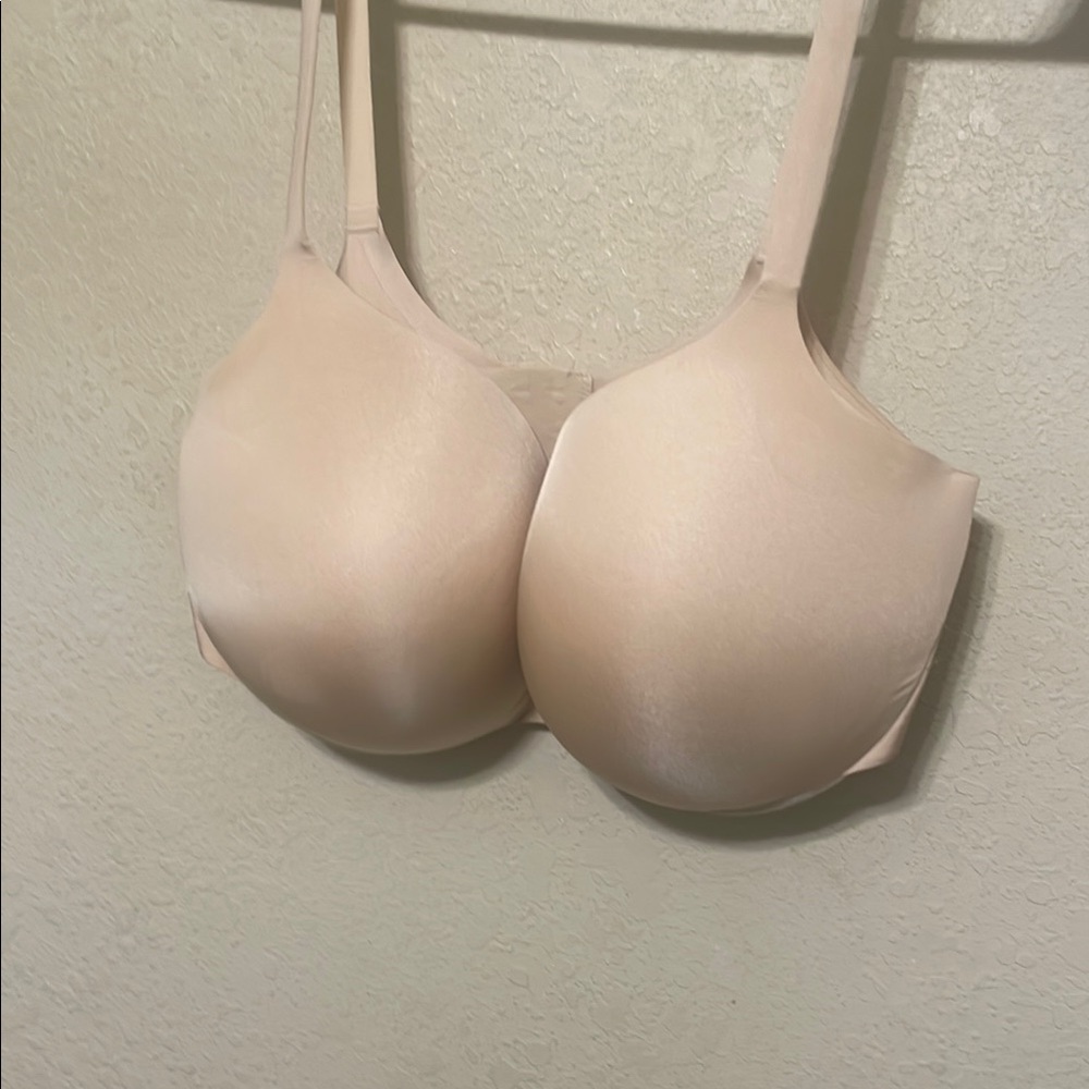 SKIMS Nude Bra - Picture 4 of 6